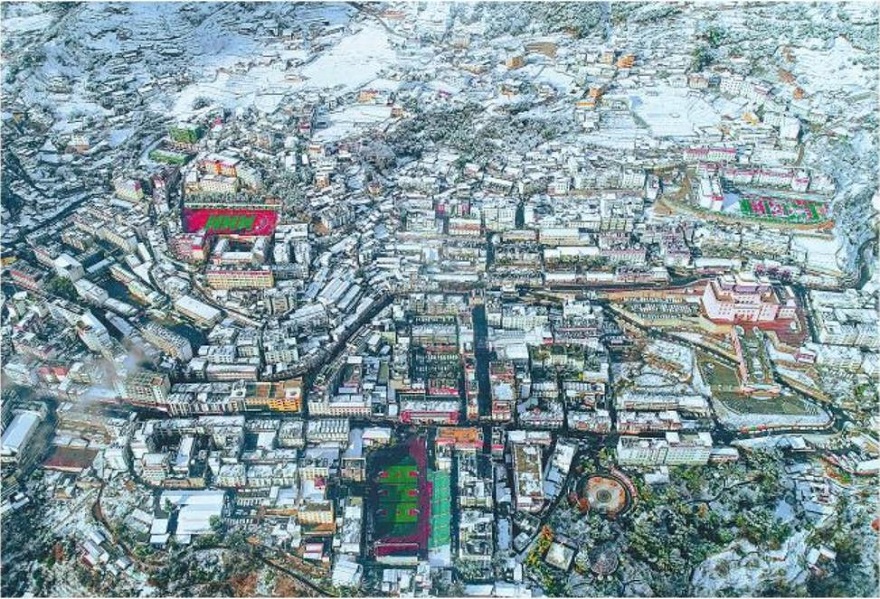 木里县“五大战略”抓发展促稳定